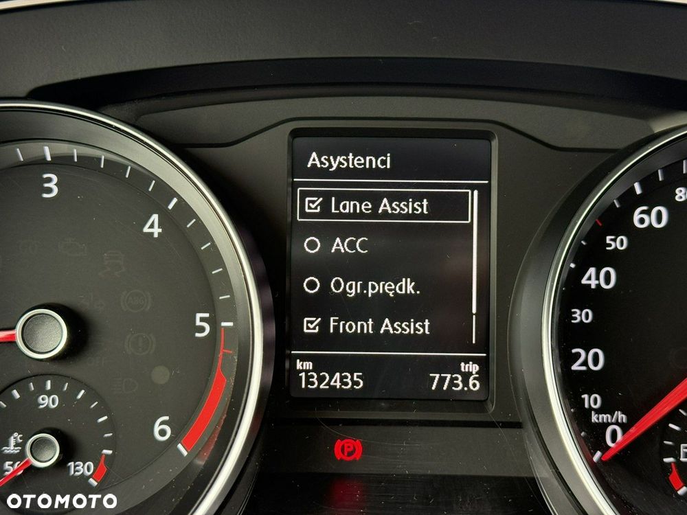 Volkswagen Passat 2.0 TDI EVO Business - 25