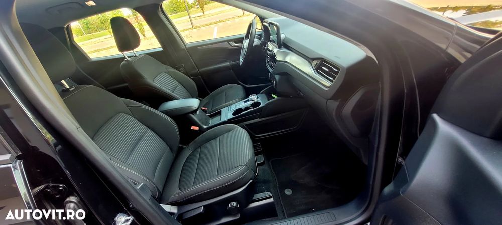 Ford Kuga - 14