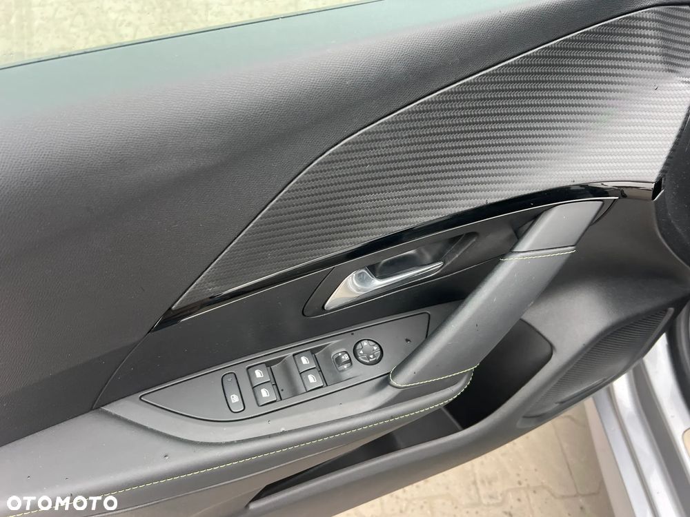 Peugeot 208 GT Line - 13