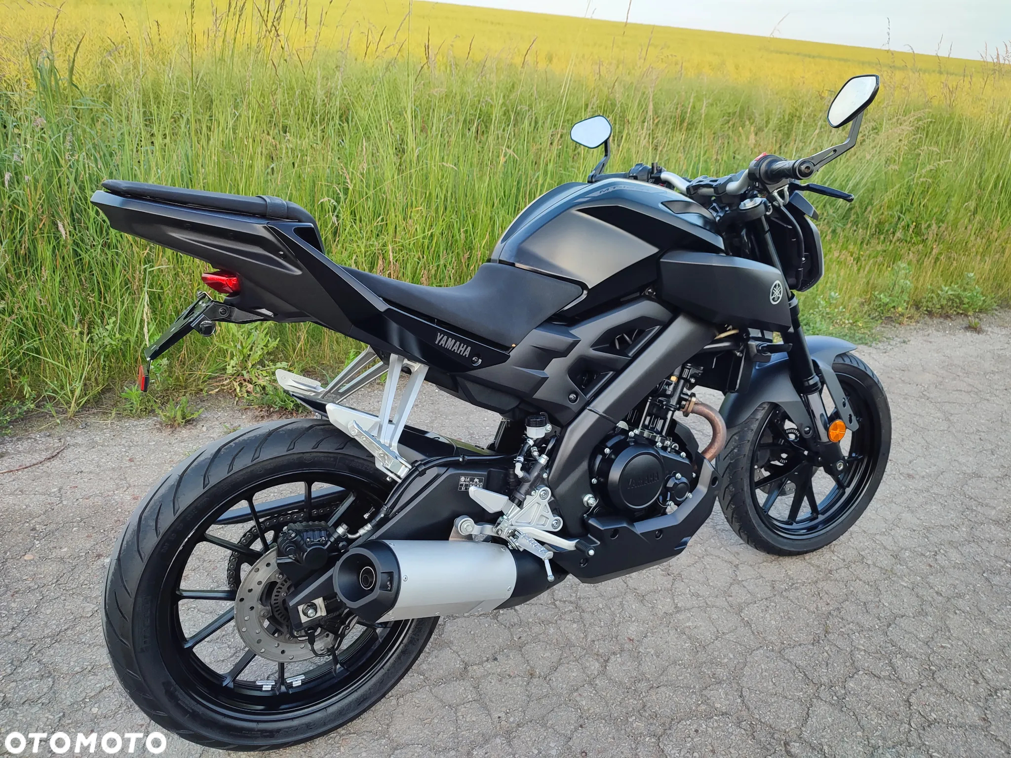 Yamaha MT - 32