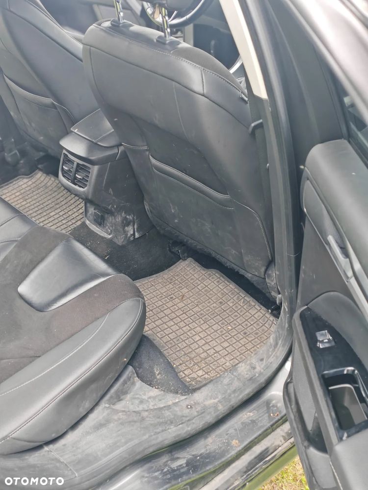 Ford Mondeo 2.0 TDCi Titanium PowerShift - 5
