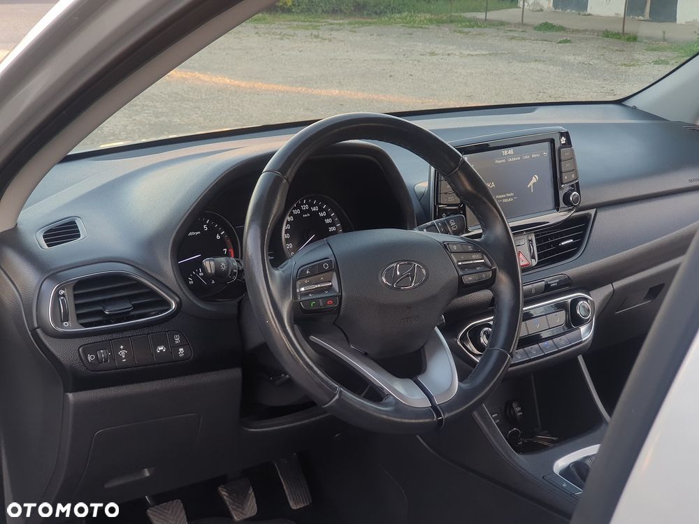 Hyundai i30 - 13