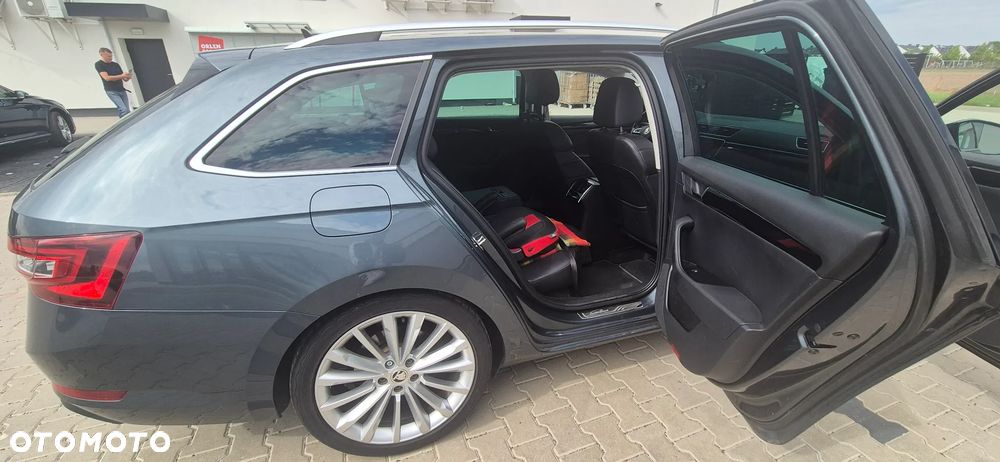 Skoda Superb 2.0 TDI L&K DSG7 - 16