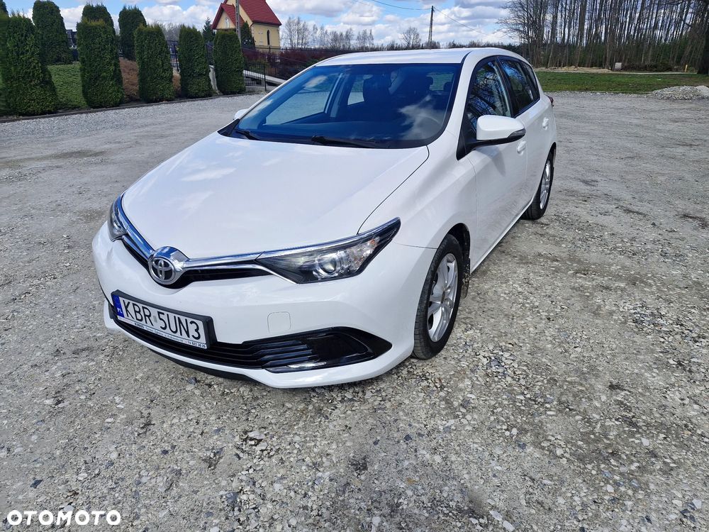 Toyota Auris 1.4 D-4D Active - 6