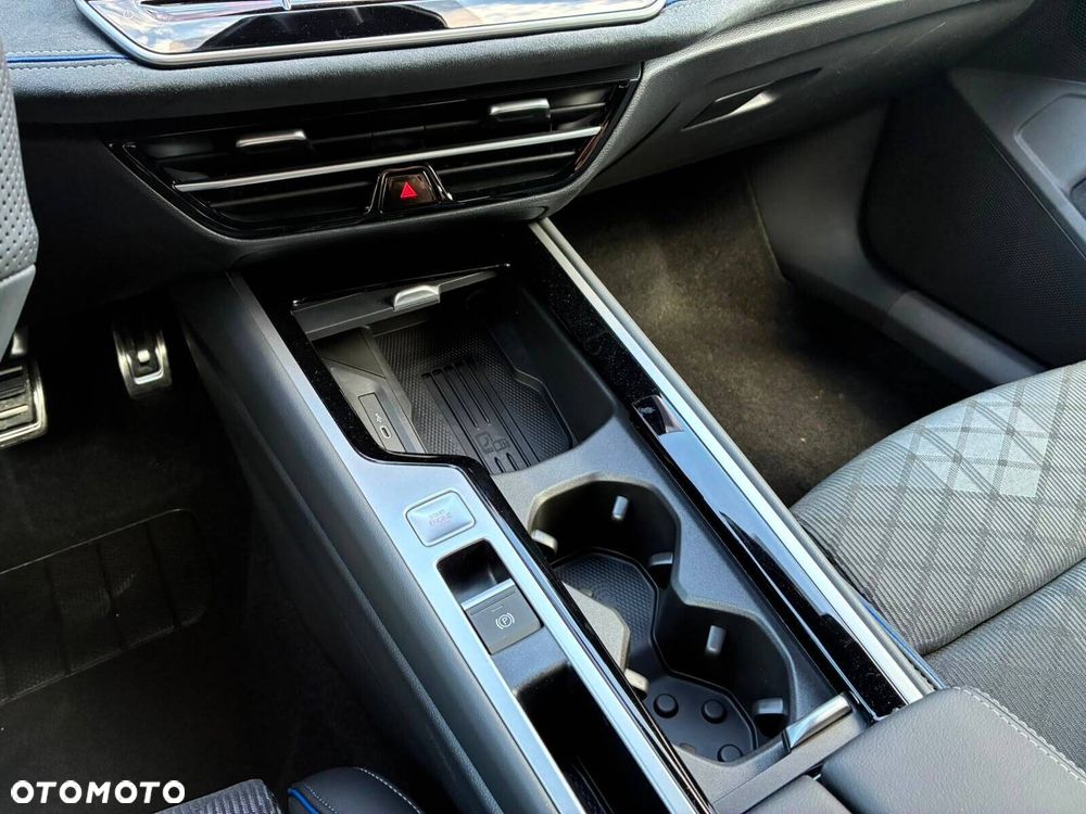 Volkswagen Passat Variant - 25
