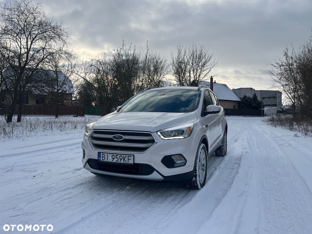 Ford Kuga 1.5 EcoBoost 4WD Titanium - 2