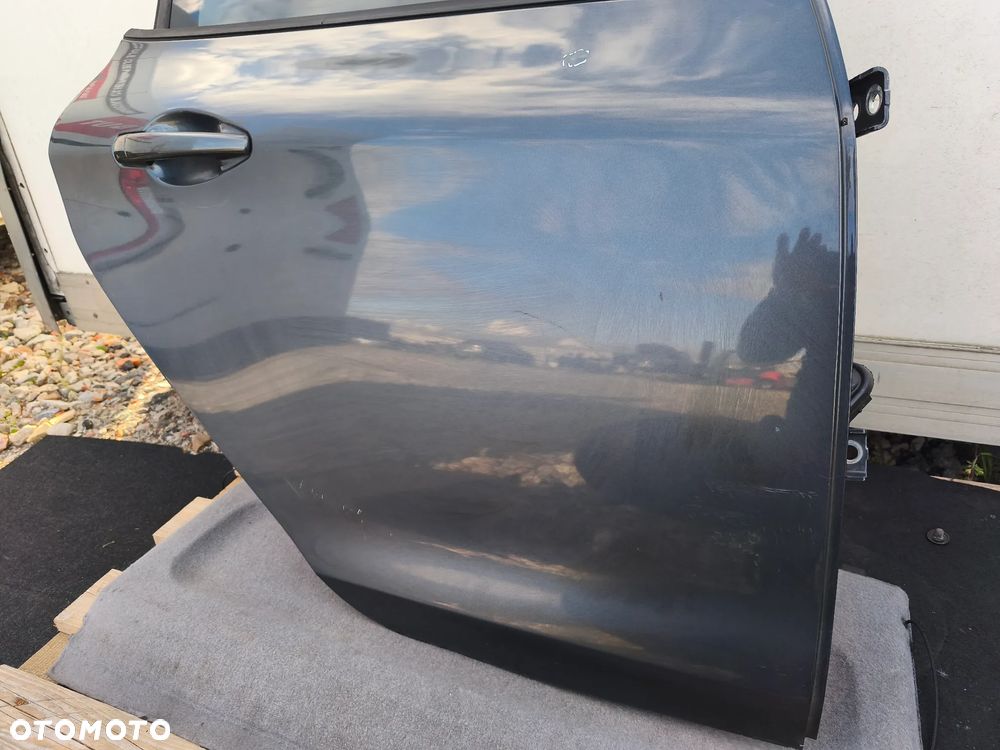 DRZWI PRAWY TYŁ PRAWE TYLNE KTP PEUGEOT 208 - 3