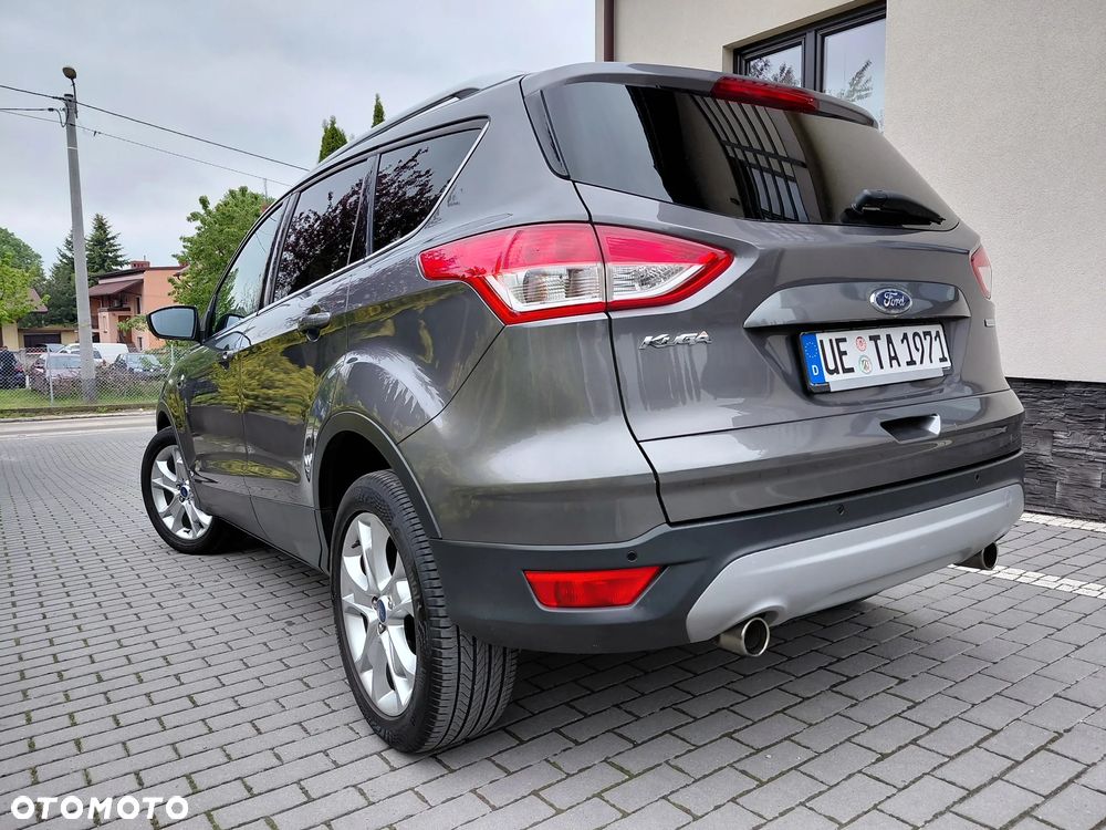 Ford Kuga 1.6 EcoBoost 2x4 Titanium - 16