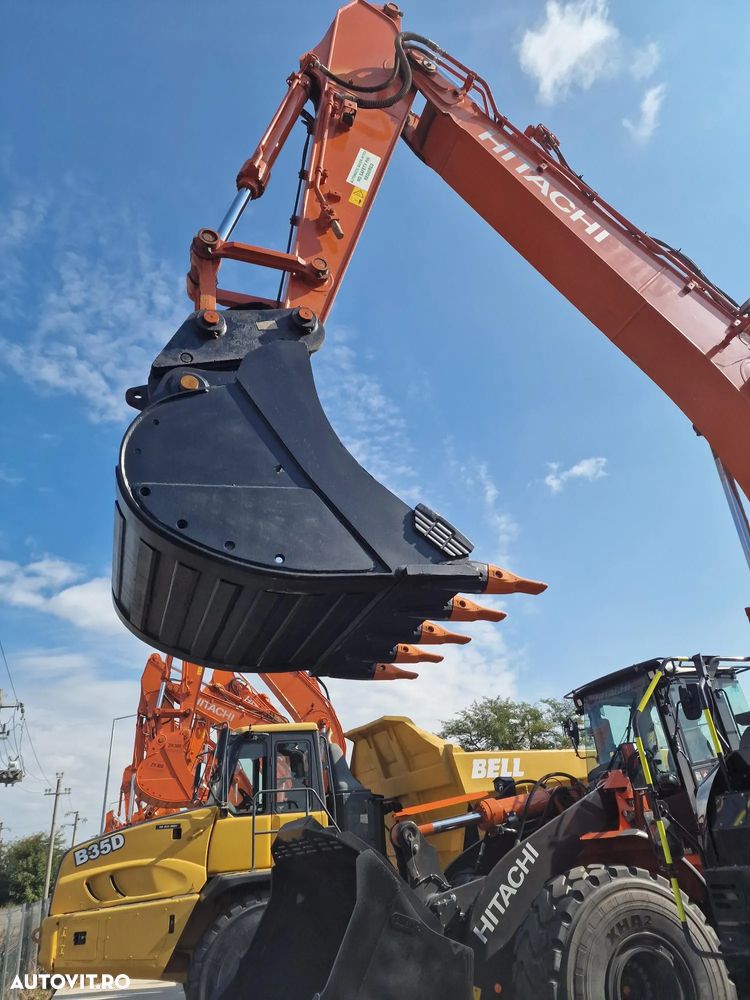 Hitachi ZX225-6, 26,2t, 2021, 2.976h, COMPACT. CUPLA RAPIDA, cupa NOUA, camera spate si laterale, lant 90% ok doar 300h mars, consum mediu 11l/h, ad sapare 7m, motor Isuzu, produs in JAPONIA, revizia efectuata, scaun cu incalzire,CA NOU, PROMOTIE 113.900 EUR - 7