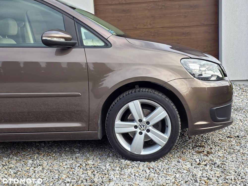 Volkswagen Touran 1.6 TDI DPF Highline DSG - 4