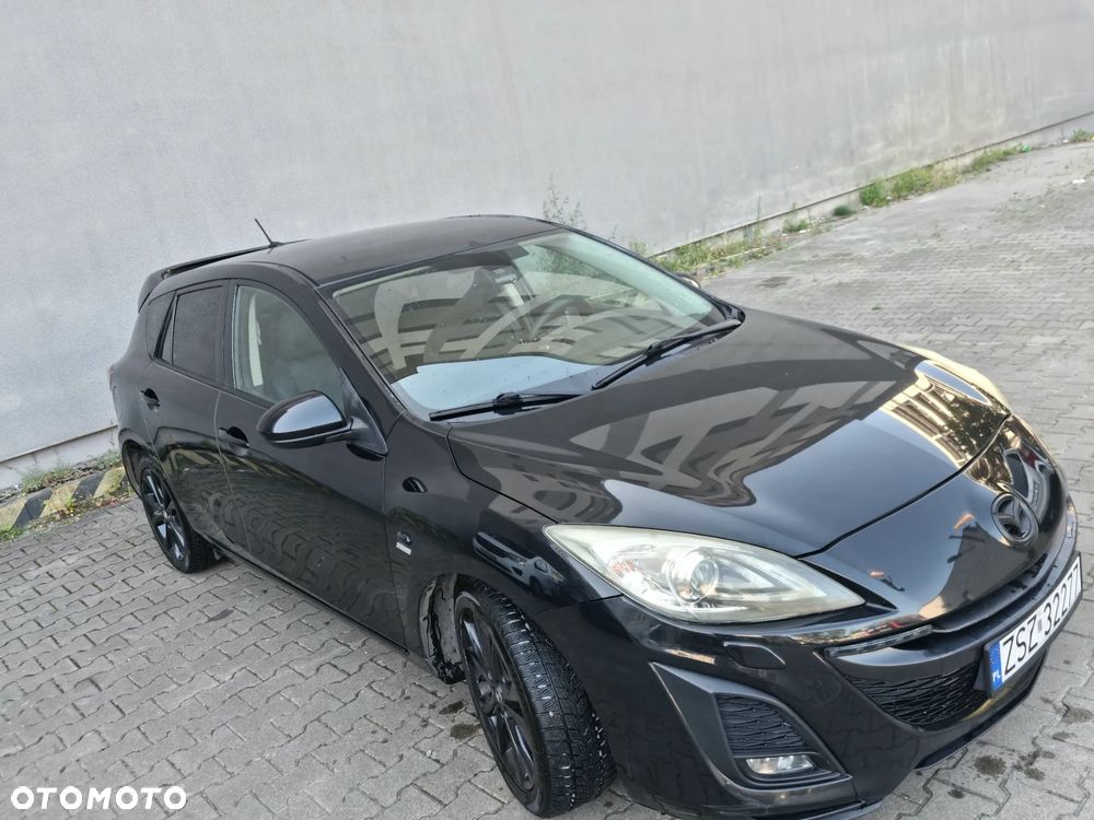 Mazda 3 2.0 Exclusive + - 9