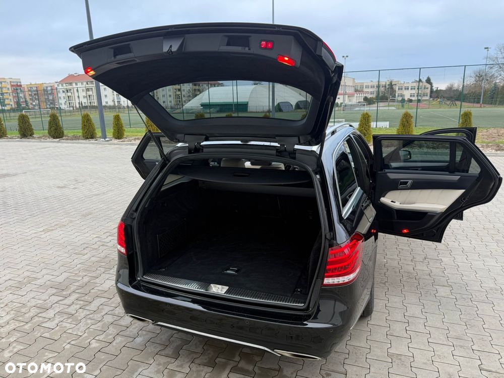Mercedes-Benz Klasa E 350 T BlueTEC 4Matic 7G-TRONIC Avantgarde - 25