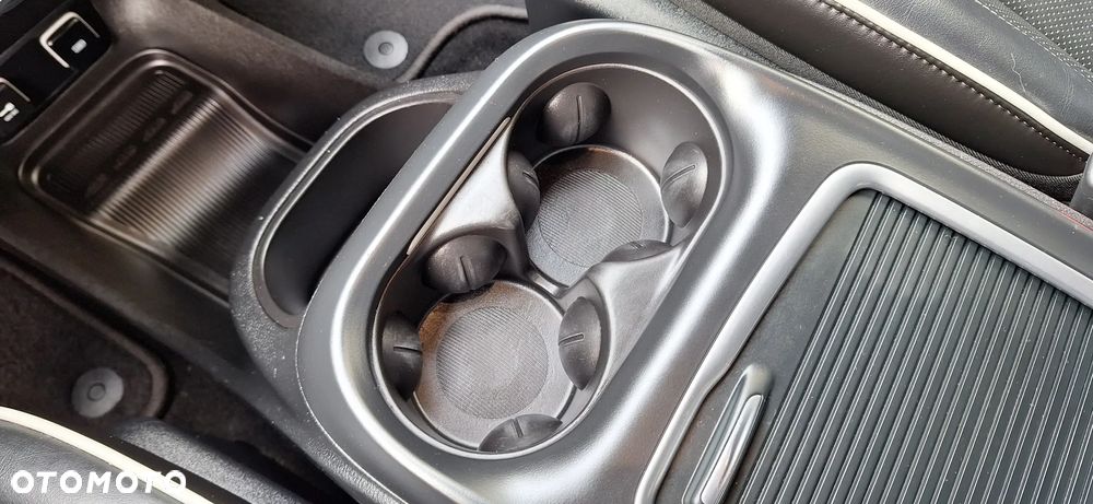 Chrysler Pacifica - 22