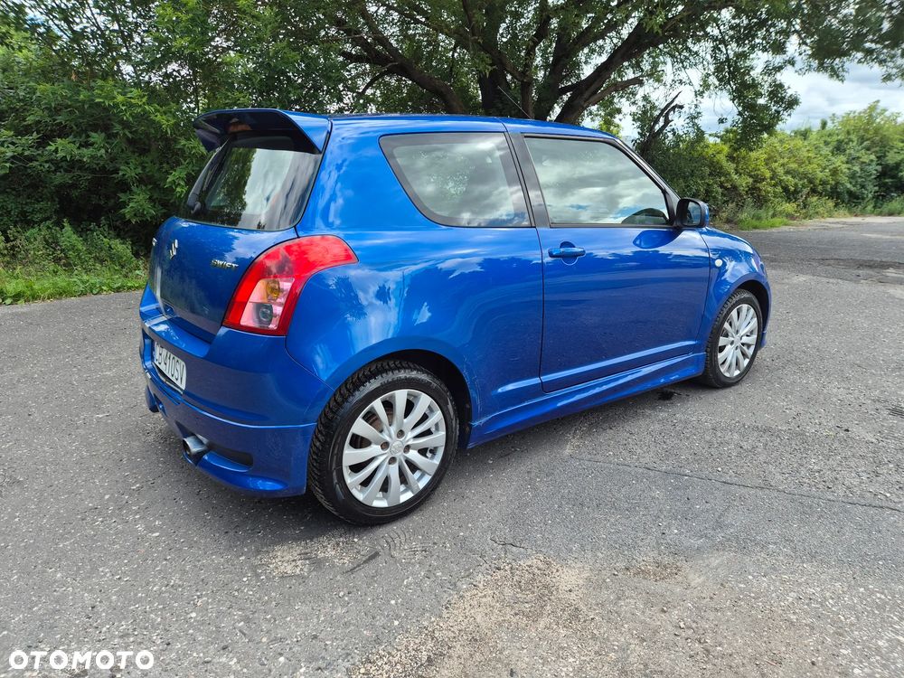 Suzuki Swift 2009 photo 4