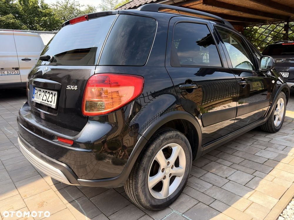 Suzuki SX4 1.5 - 6