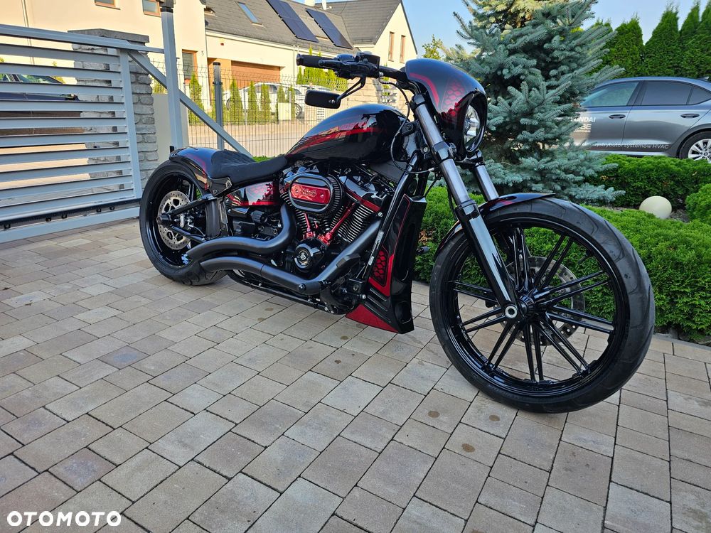 Harley-Davidson FXSB Breakout - 5