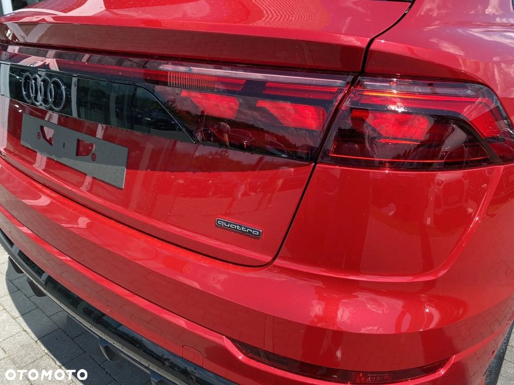 Audi Q8 - 14