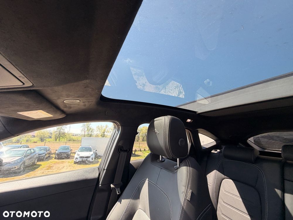 Jaguar E-Pace 1.5 P300e PHEV AWD R-Dynamic SE - 38