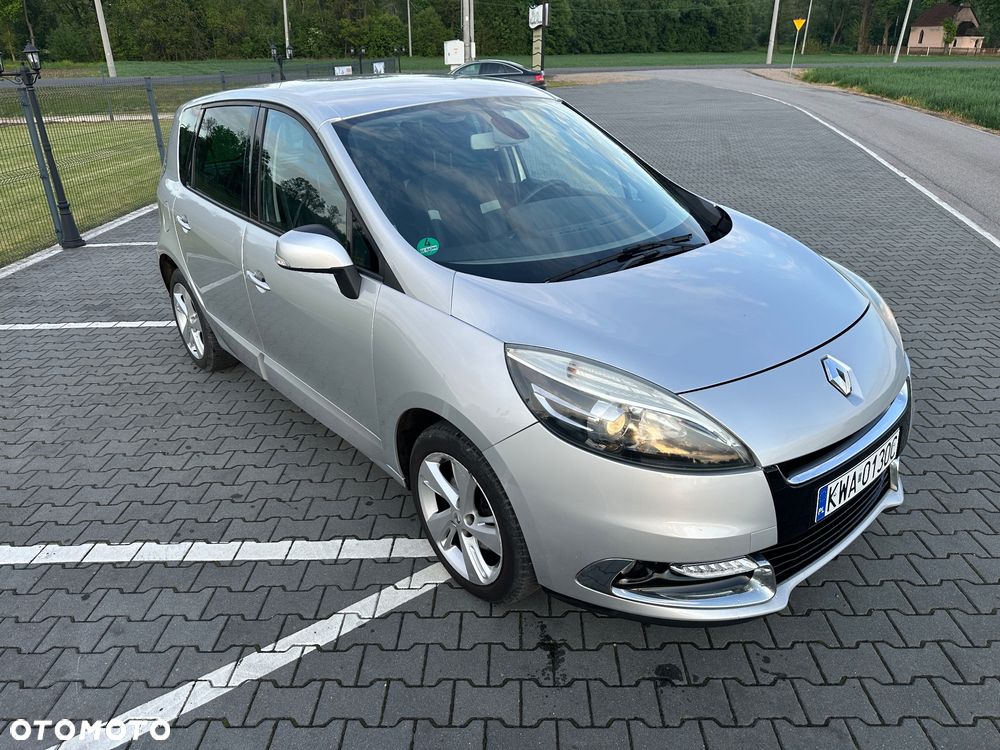 Renault Scenic 1.6 16V 110 Dynamique - 14