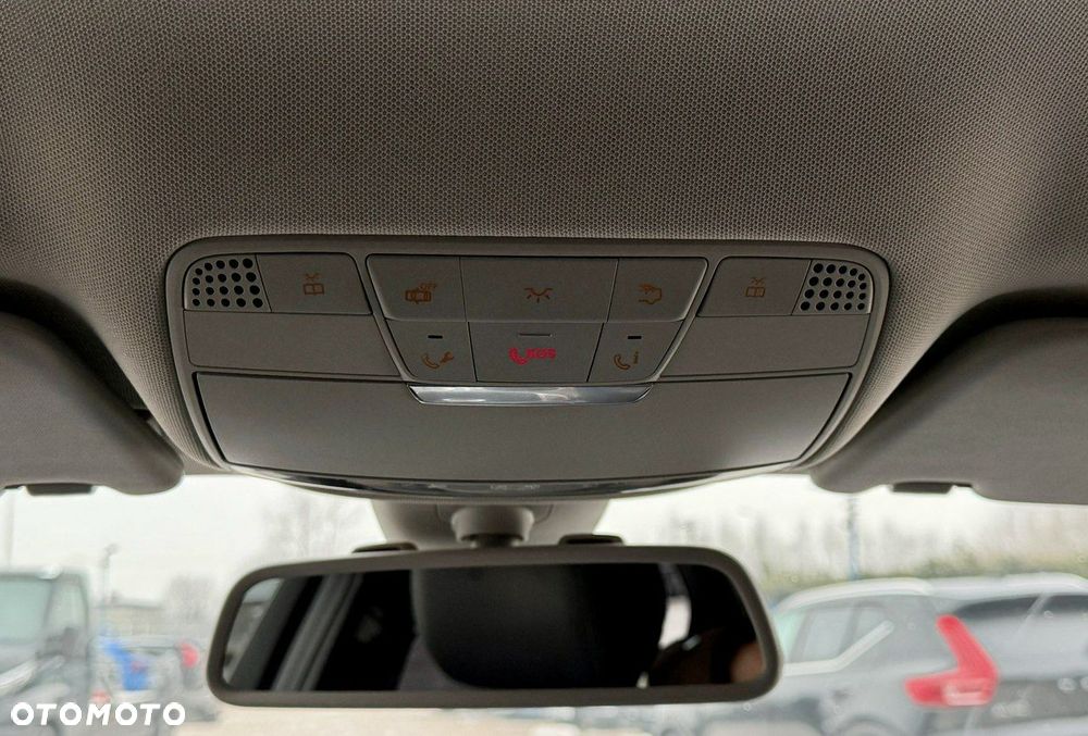 Mercedes-Benz Klasa C 180 (BlueTEC) d Avantgarde - 22