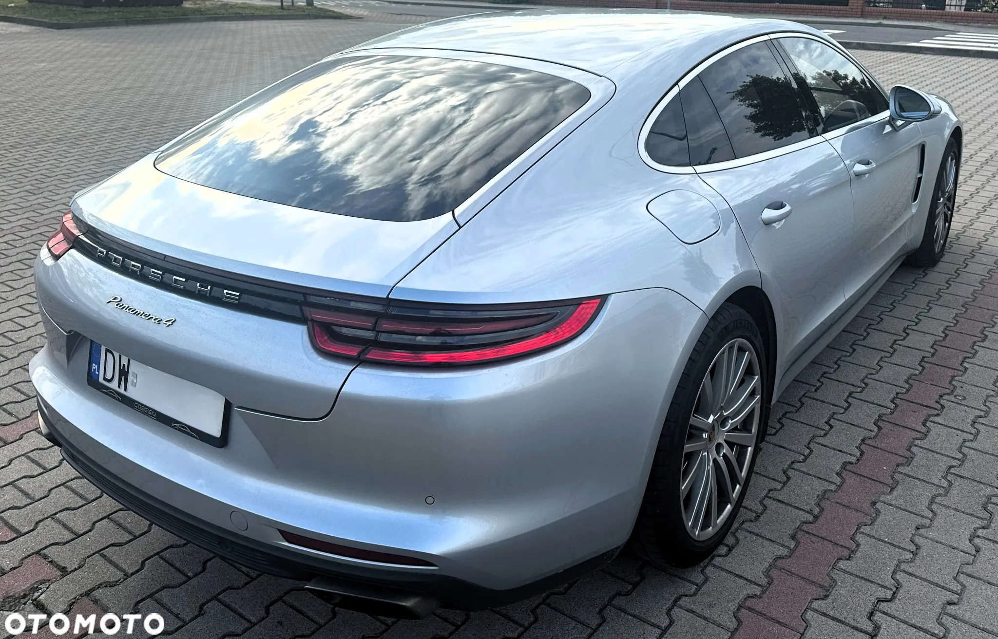 Porsche Panamera 4 - 6