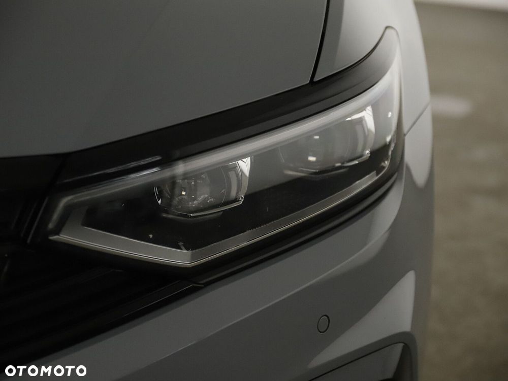 Volkswagen Passat 2.0 TSI 4Mot R-Line Edition DSG - 40