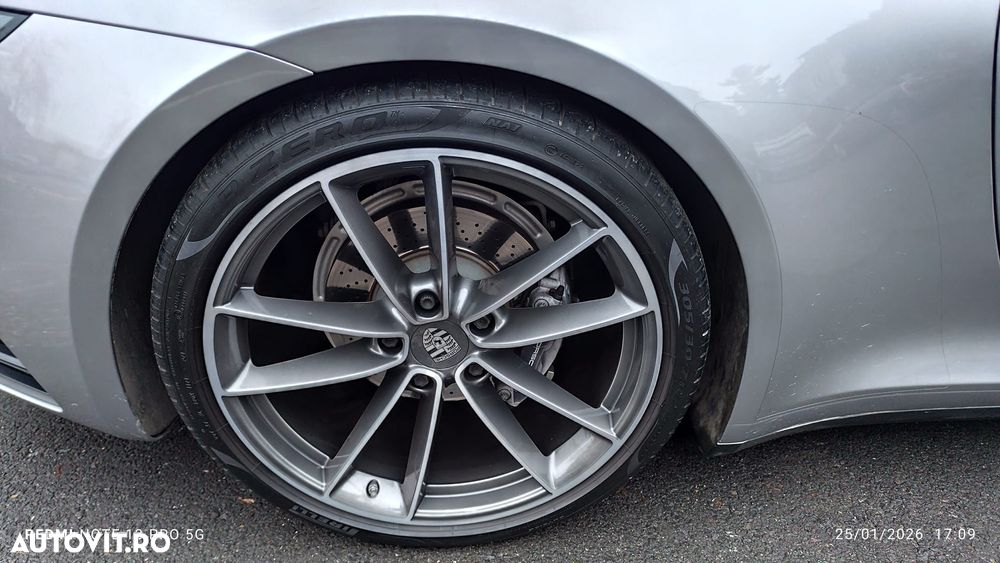 Porsche 911 Carrera PDK - 9