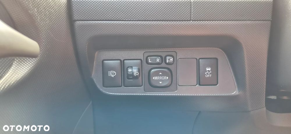Toyota Auris 1.6 Valvematic Edition - 29
