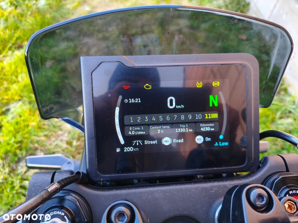 Husqvarna Svartpilen - 9