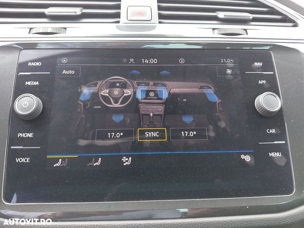 Volkswagen Tiguan 2.0 TDI DSG Elegance - 29