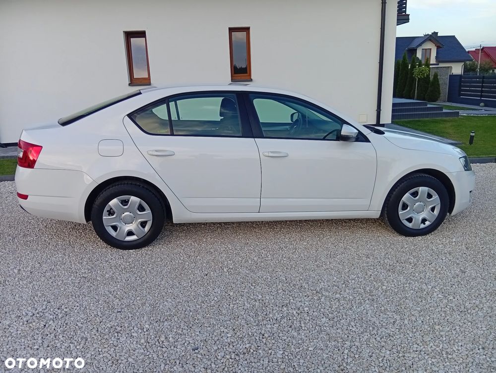 Skoda Octavia 1.6 TDI Active - 4