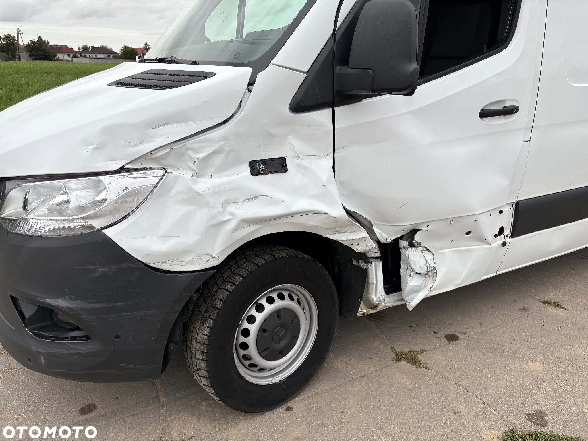 Mercedes-Benz Sprinter - 4