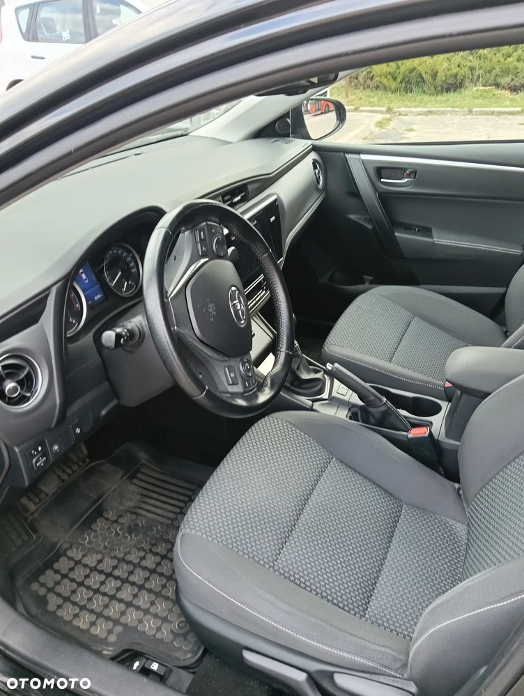 Toyota Corolla 1.6 Executive - 7