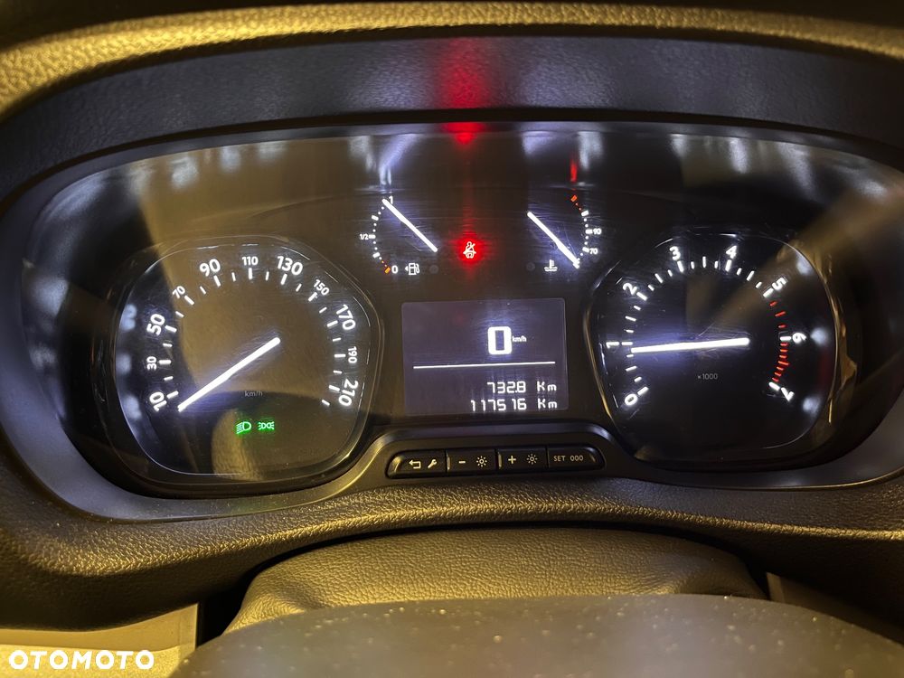 Toyota ProAce - 17