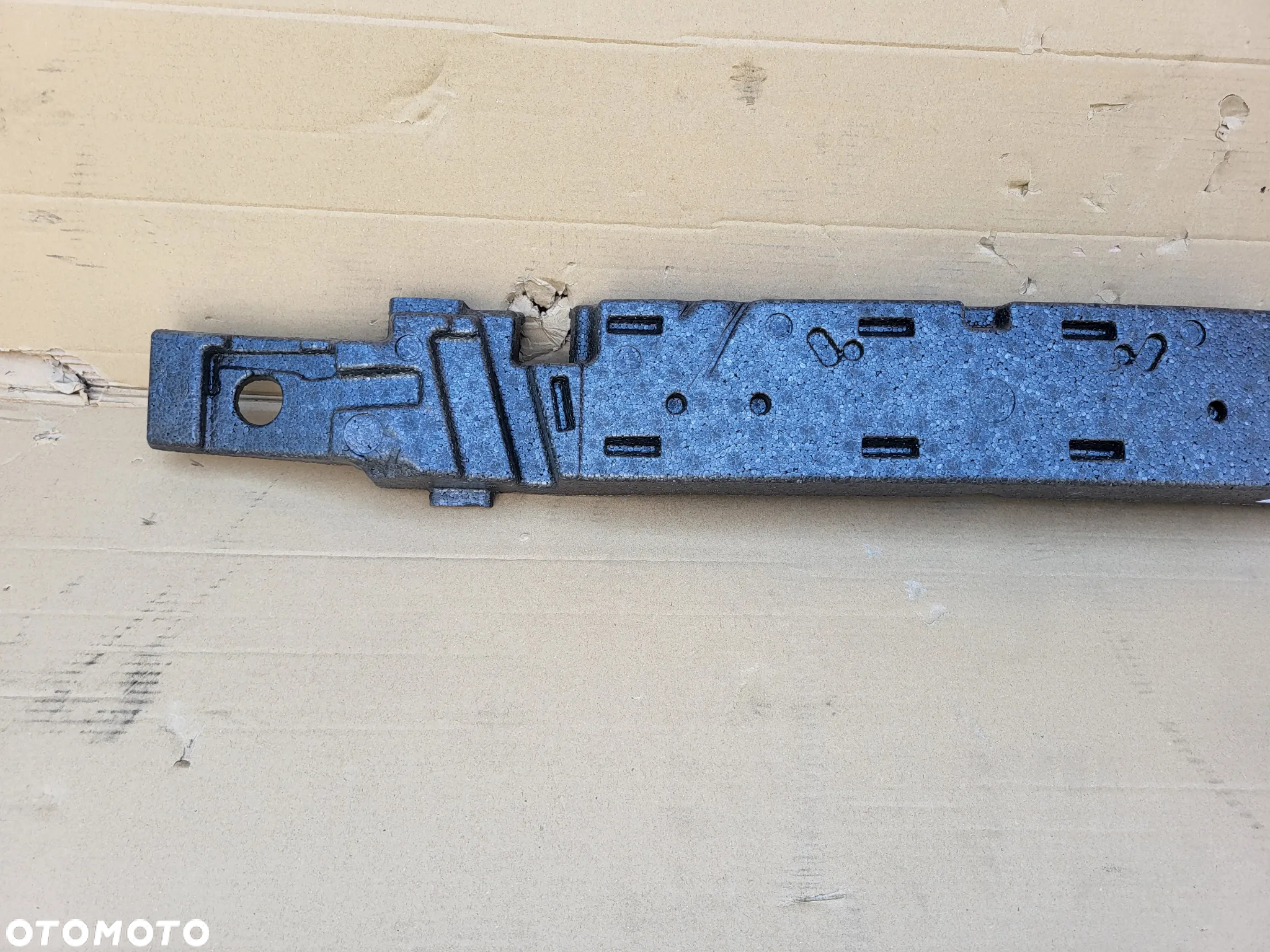 ABSORBER ZDERZAKA PRZOD AUDI A3 8P LIFT - 2