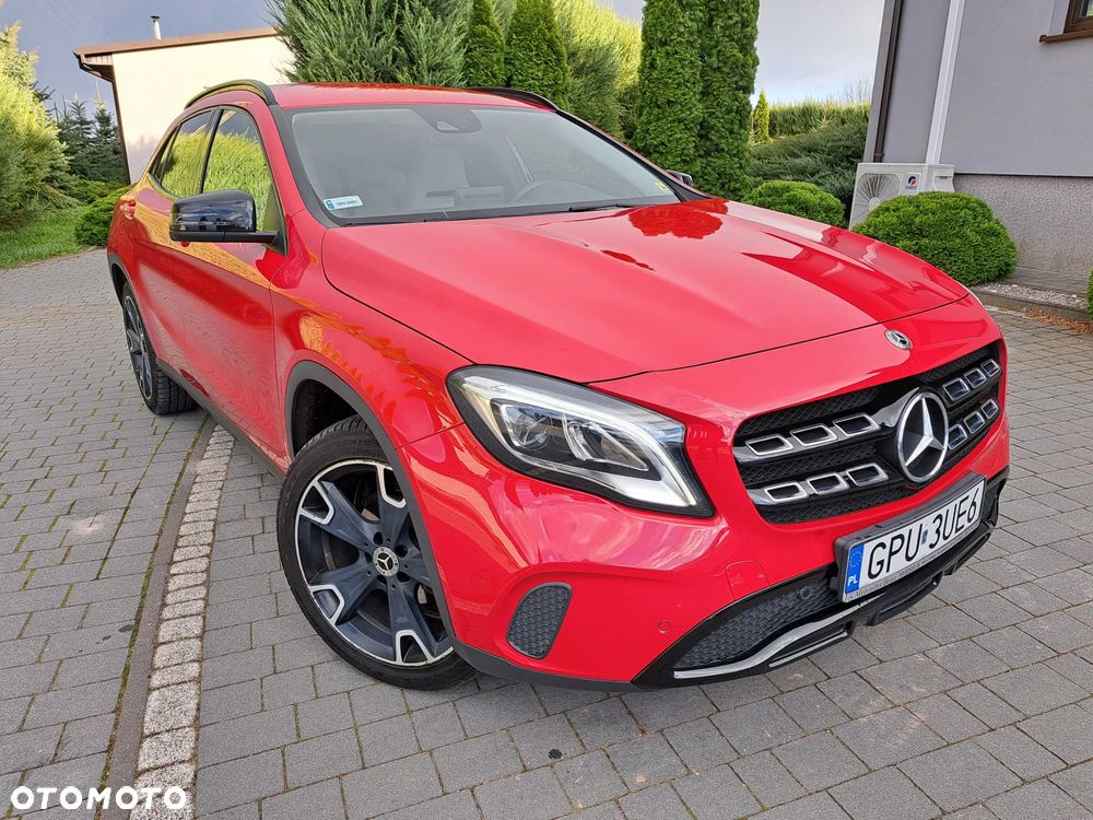 Mercedes-Benz GLA 180 d 7G-DCT Urban - 1