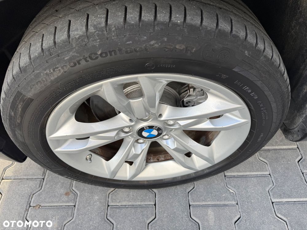 BMW X1 sDrive18i xLine - 27