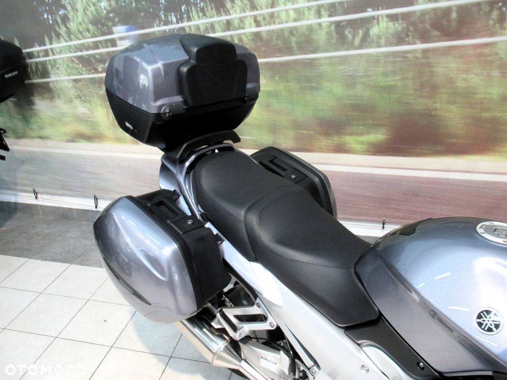 Yamaha FJR - 15