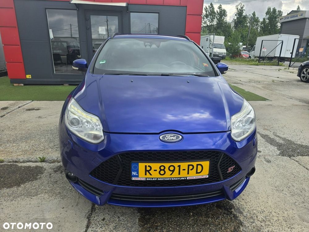 Ford Focus - 2