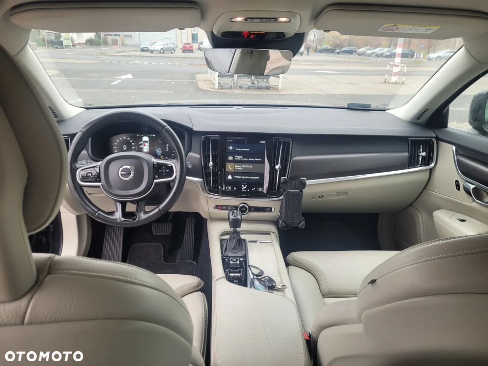 Volvo V90 Cross Country D4 AWD - 11