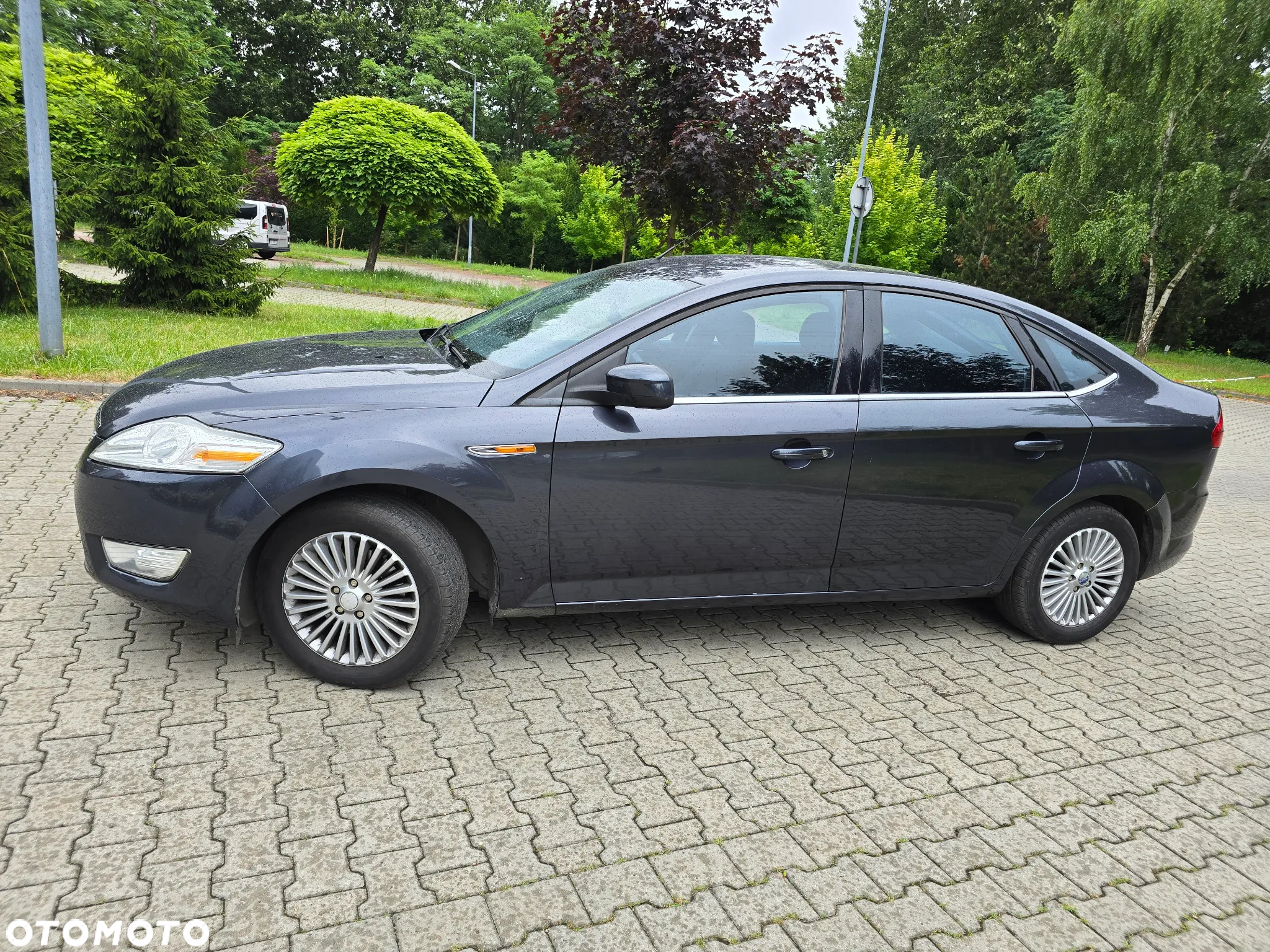 Ford Mondeo 1.8 TDCi Ambiente - 17
