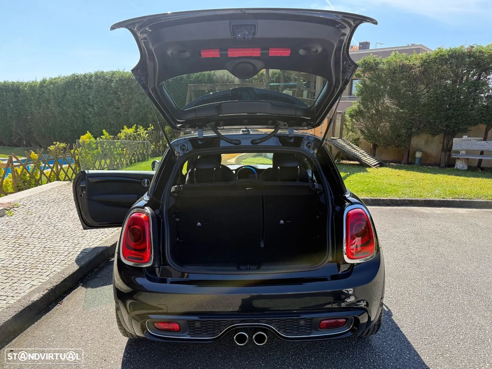 MINI 3 Portas Cooper S Aut. - 5
