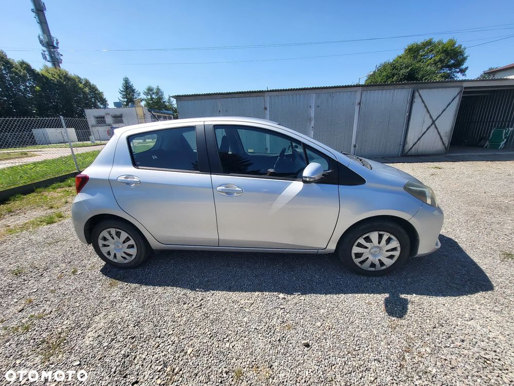 Toyota Yaris 1.33 Active - 1