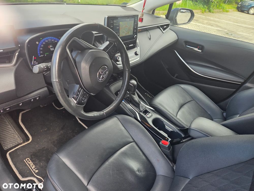 Toyota Corolla 2.0 Hybrid Executive - 5