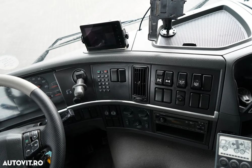 Volvo FMX 410 / 8x4 / BETONIERĂ / BETONIERĂ / LIEBHERR / 9 M3 / I-SHIFT / JANTE DIN ALIAJ / EURO 5 - 31