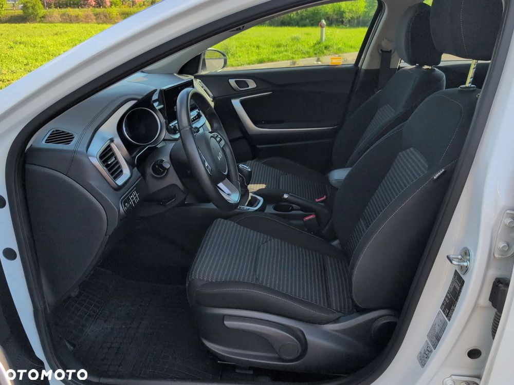 Kia Ceed 1.5 T-GDI M - 19