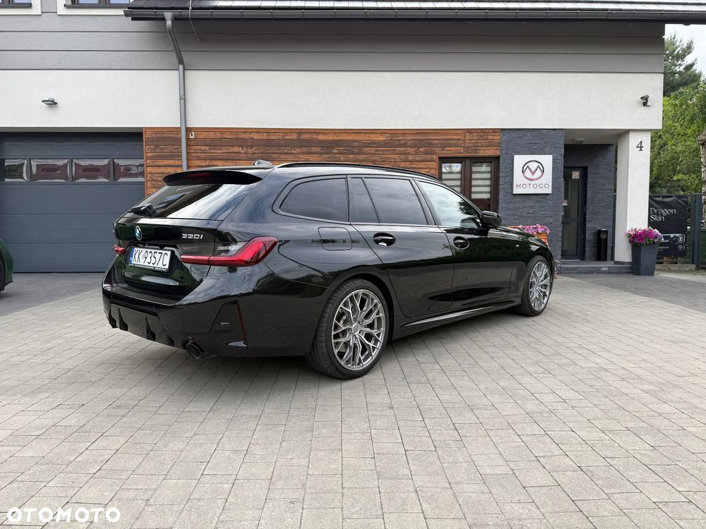 BMW Seria 3 330i xDrive M Sport - 18