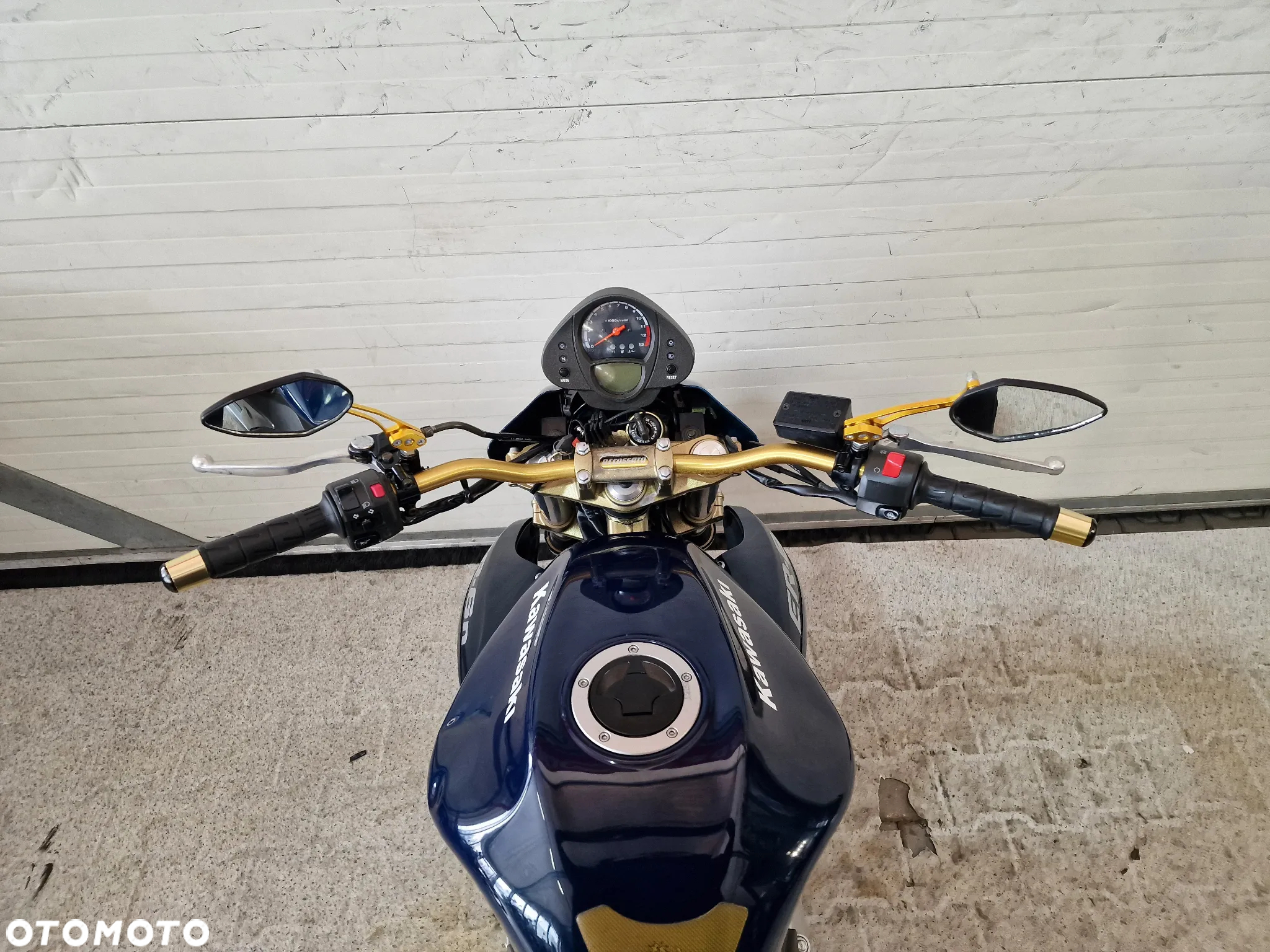 Kawasaki ER - 31