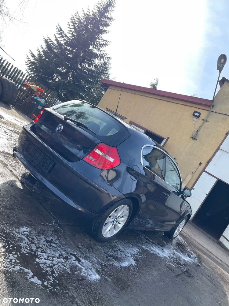 BMW Seria 1 118i - 6