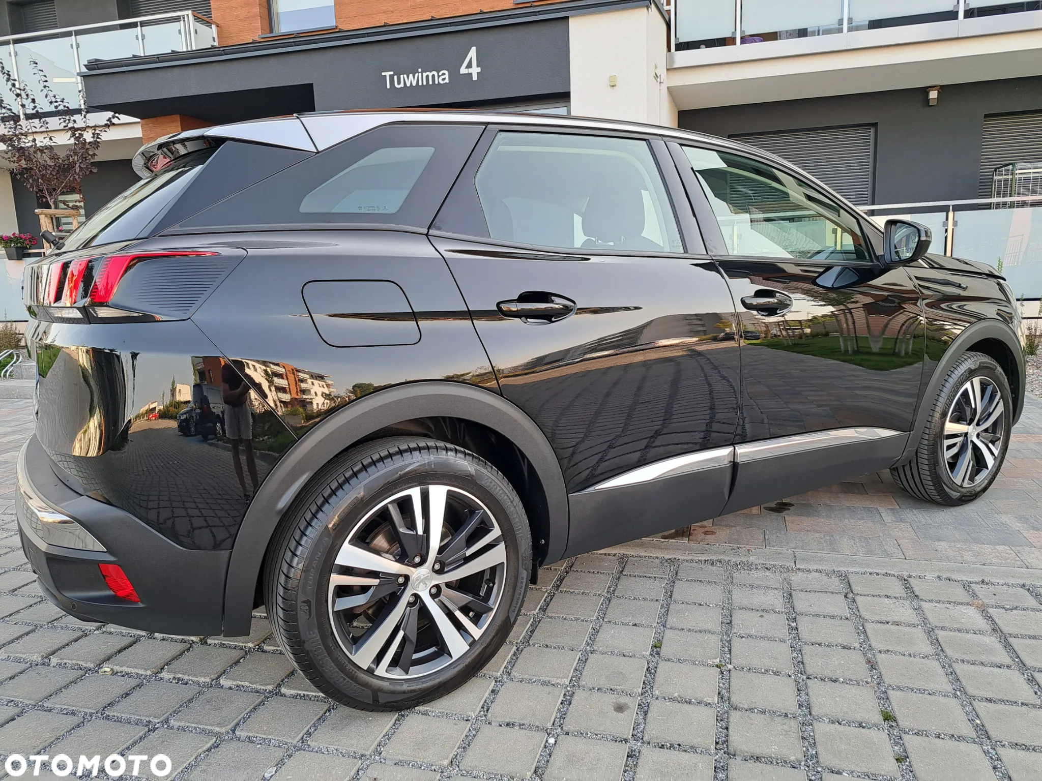 Peugeot 3008 1.5 BlueHDi Allure S&S EAT8 - 5